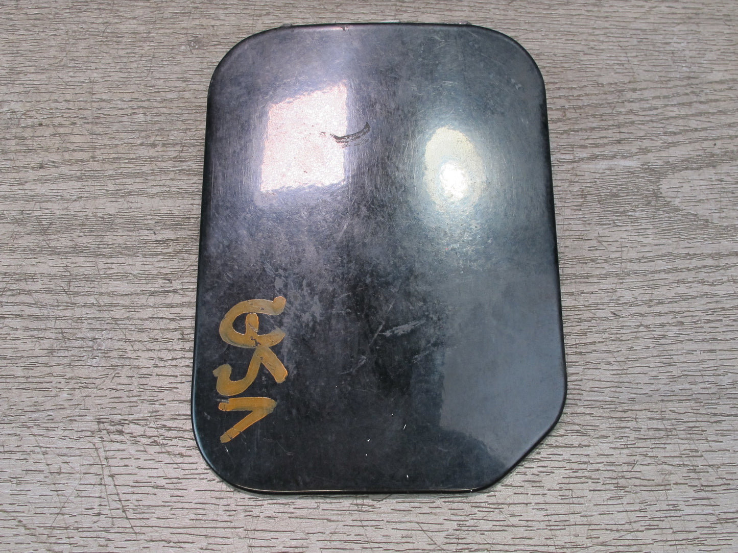 85-88 Volkswagen VW Scirocco Fuel Filler Gas Door Lid Black 321809905 OEM