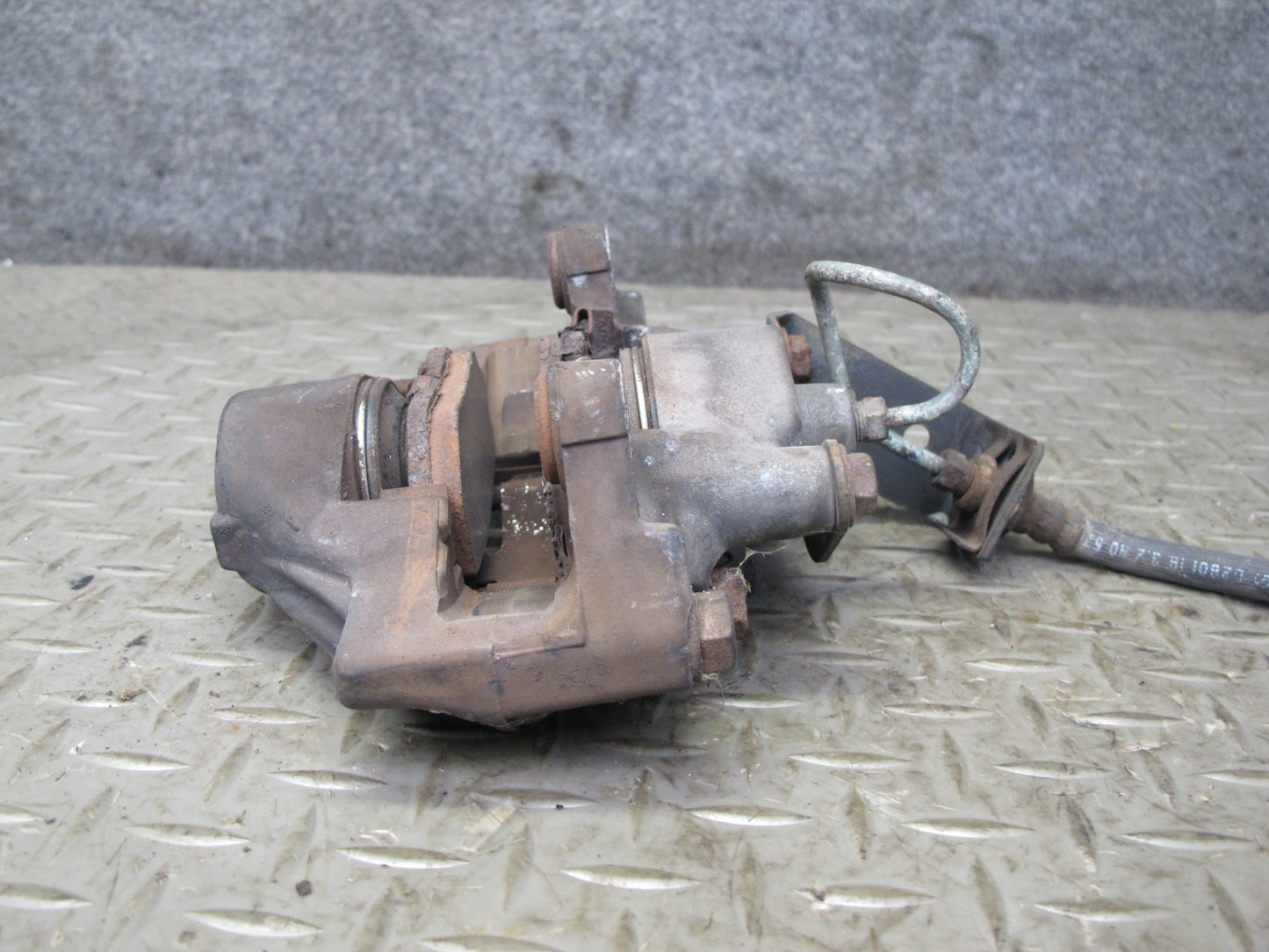 90-96 Nissan Z32 300ZX Turbo Set of 2 Rear Left & Right Brake Caliper OEM