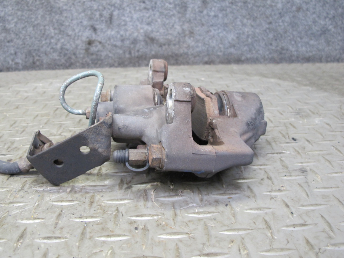90-96 Nissan Z32 300ZX Turbo Set of 2 Rear Left & Right Brake Caliper OEM