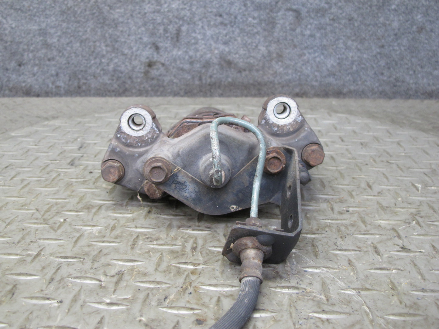90-96 Nissan Z32 300ZX Turbo Set of 2 Rear Left & Right Brake Caliper OEM