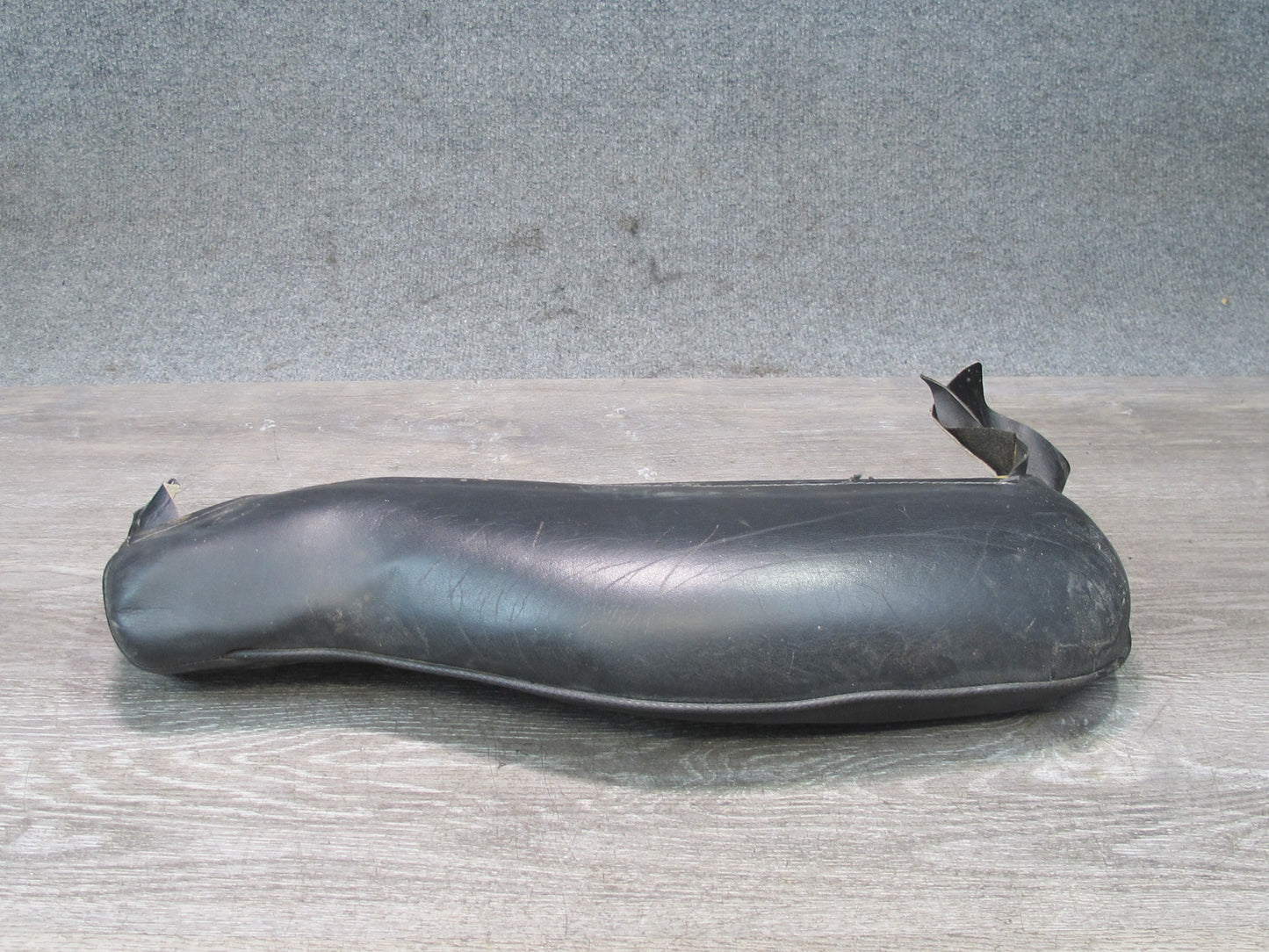 86-88 Volkswagen VW Scirocco MK2 Front Right Seat Lower Right Cushion Pad OEM