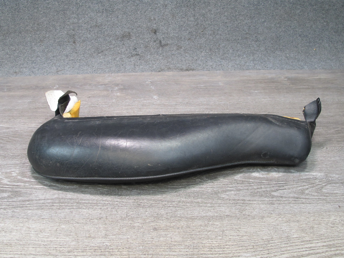86-88 VW Scirocco MK2 Front Right Seat Lower Left Cushion Pad 841881177 OEM