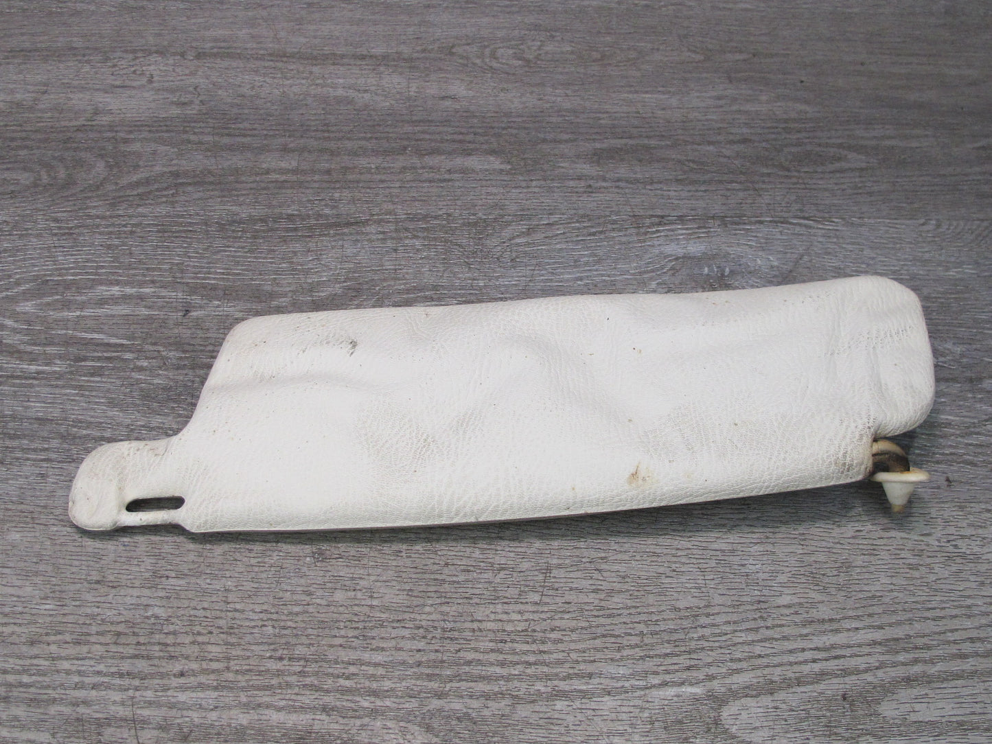 82-88 Volkswagen VW Scirocco Set of 2 Front Left & Right Sun Visor White OEM