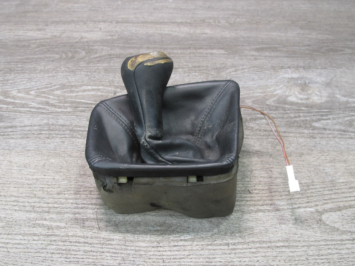 2001-2006 BMW E46 M3 M/T Manual Transmission Shifter Knob w Boot