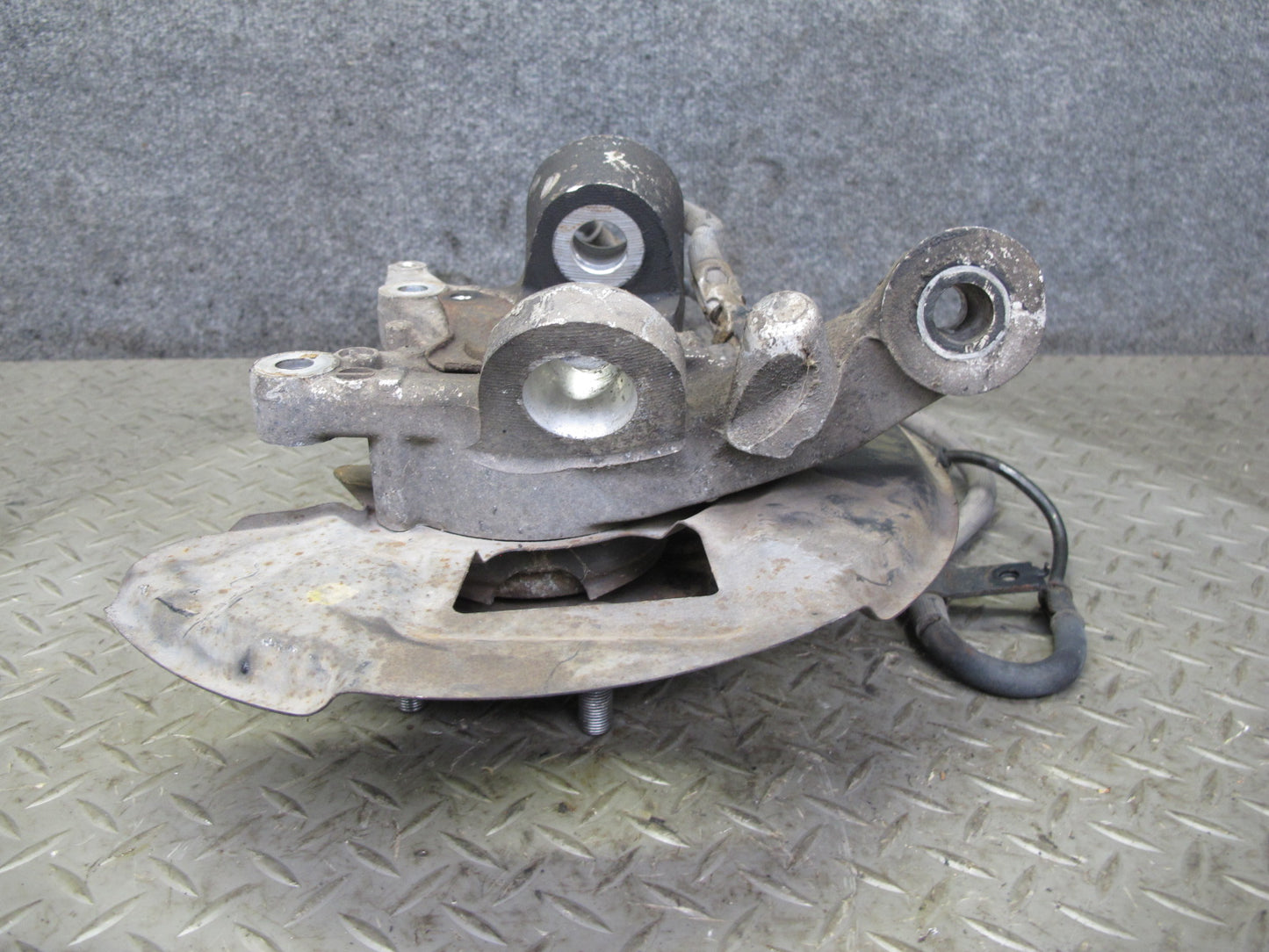1991 Nissan Z32 300ZX Turbo Front Right Spindle Knuckle Wheel Hub OEM