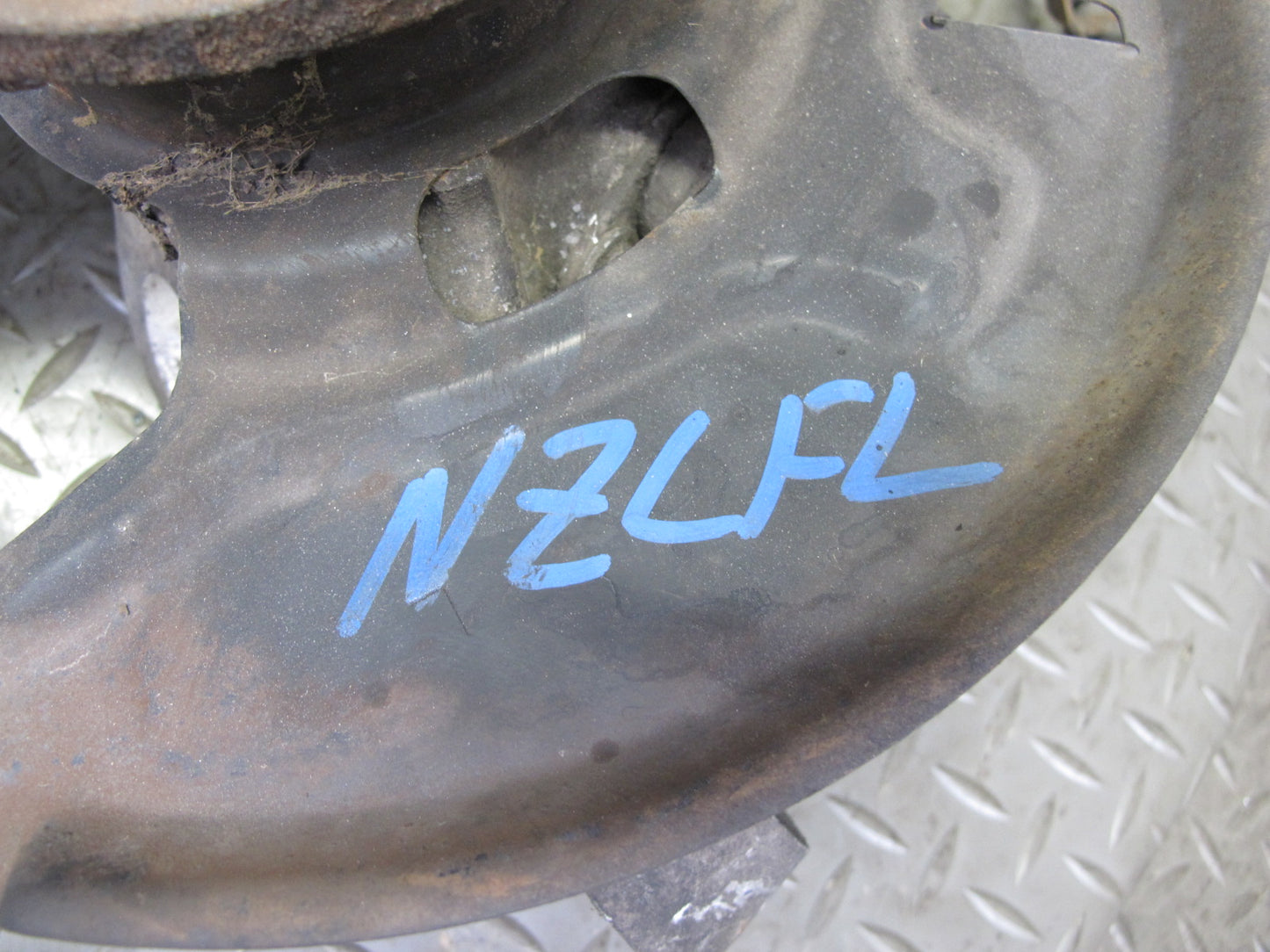 1991 Nissan Z32 300ZX Turbo Front Left Spindle Knuckle Wheel Hub OEM