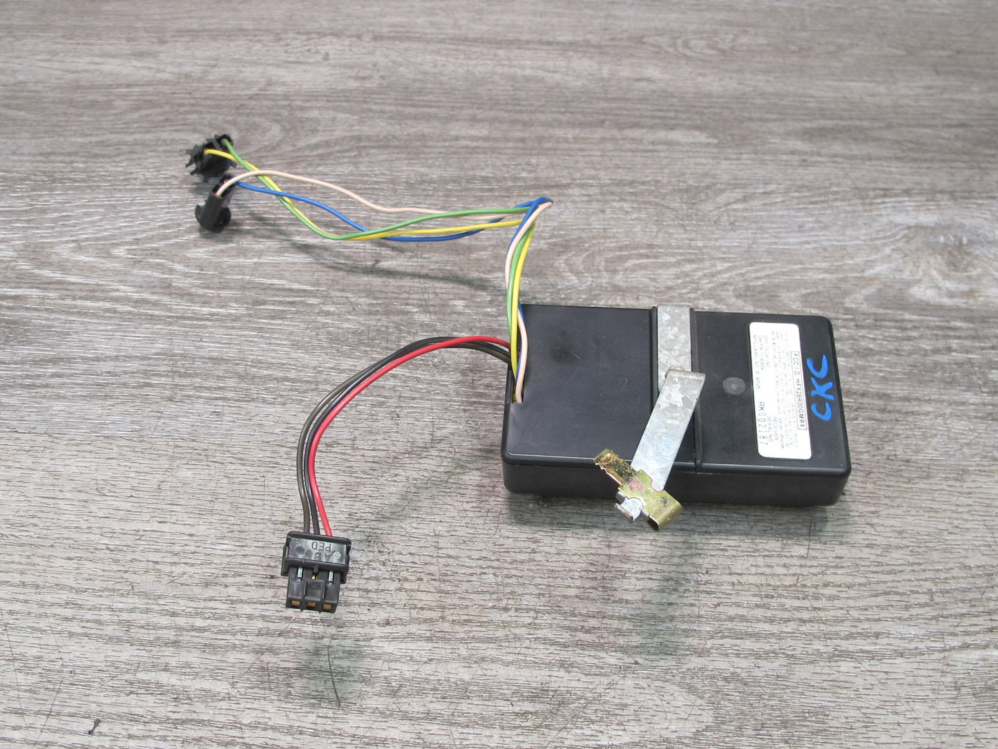 90-91 Chevrolet Corvette C4 Tire Pressure Monitor Sensor Module 10143554 OEM