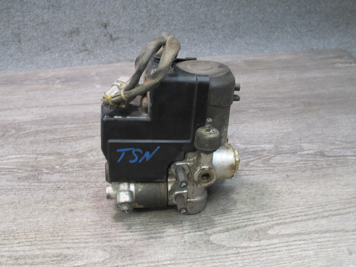 89-92 Toyota Supra MK3 MA70L ABS Anti-lock Brake Pump Module 44510-14040 OEM