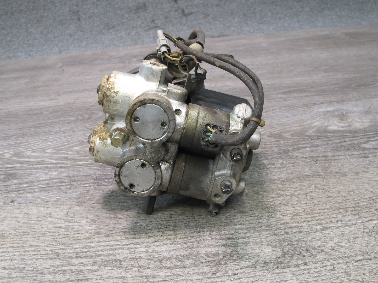 89-92 Toyota Supra MK3 MA70L ABS Anti-lock Brake Pump Module 44510-14040 OEM