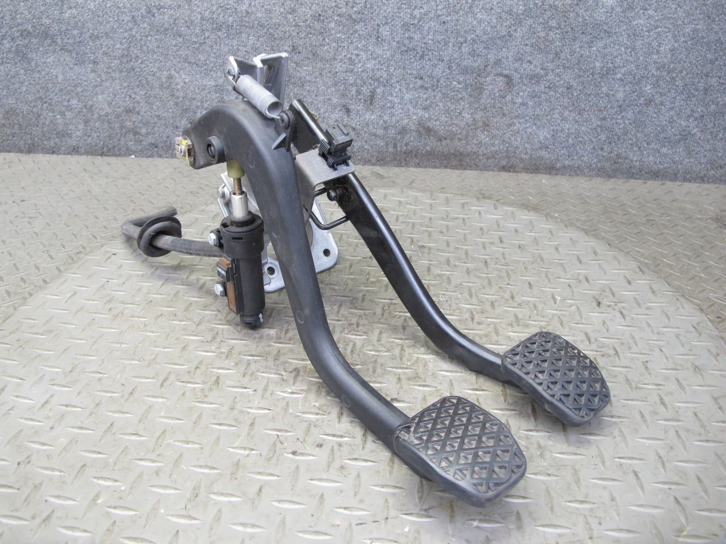 01-06 BMW E46 M3 S54 M/T Manual Clutch Line Brake Gas Acceleration Pedal Set