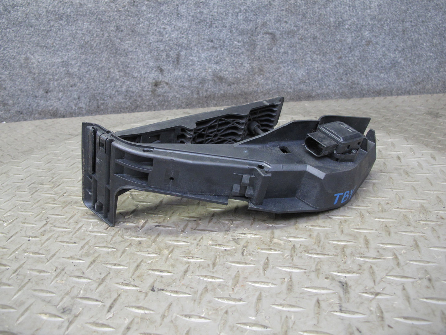 01-06 BMW E46 M3 S54 M/T Manual Clutch Line Brake Gas Acceleration Pedal Set