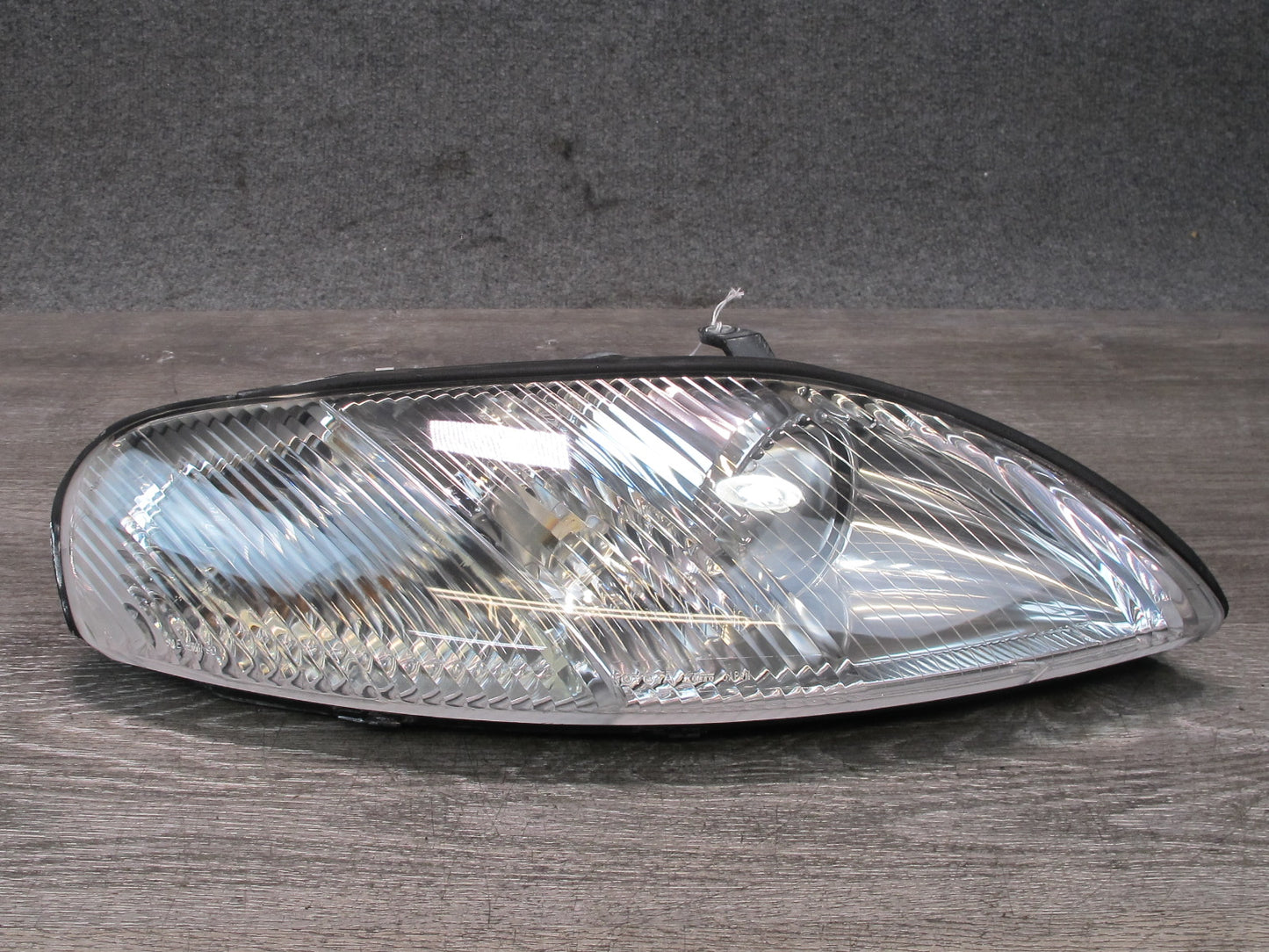 97-98 Lexus UZZ30L SC300 SC400 Front Right Outer Halogen Headlight Lamp OEM
