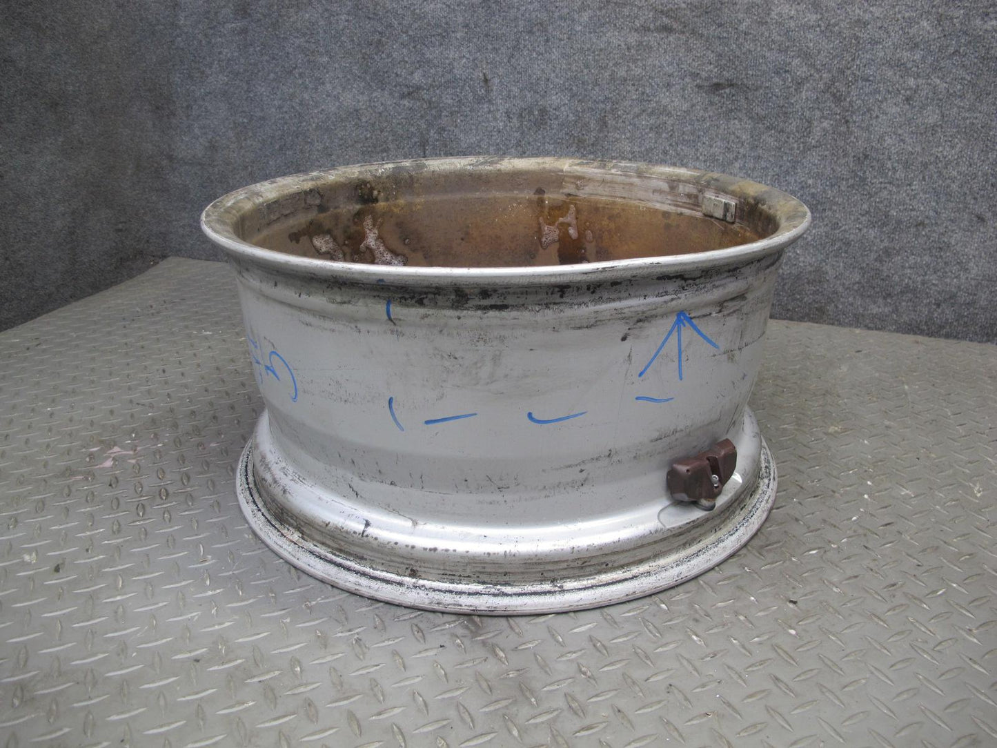 03-09 Mercedes W211 E-class Front 18" R18 AMG Wheel Rim 18x8.5J ET38 OEM Bent