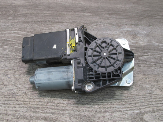 05-13 Chevrolet Corvette C6 Right Door Window Regulator Motor 0130821966 OEM