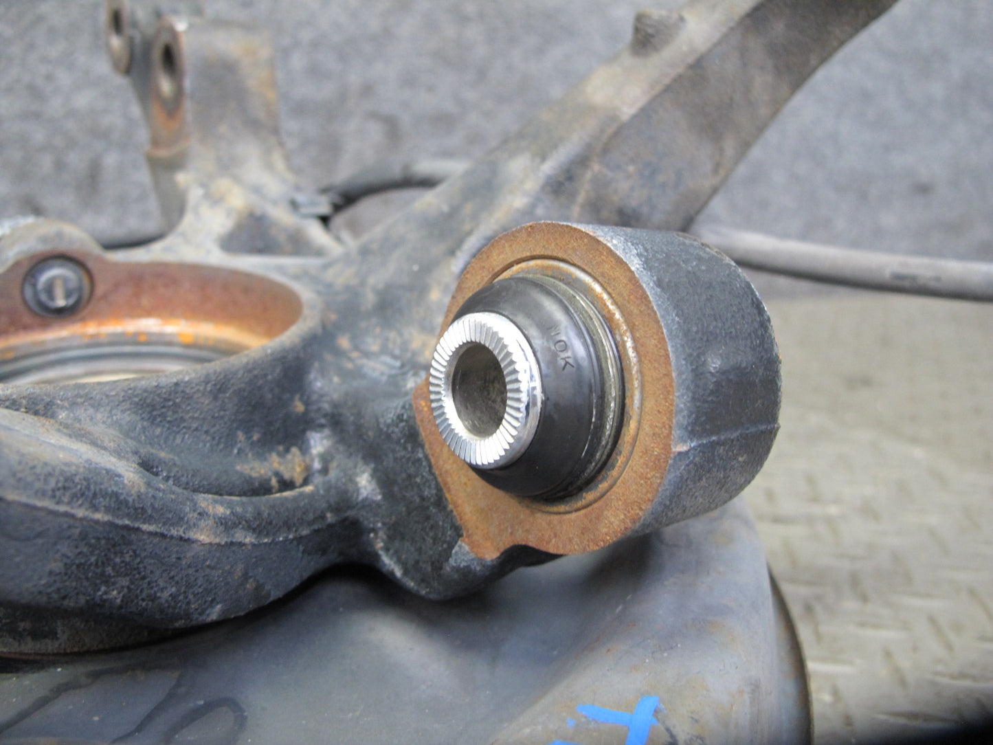 00-05 Toyota MR2 Spyder Rear Right Spindle Knuckle Wheel Hub Bearing 50K OEM