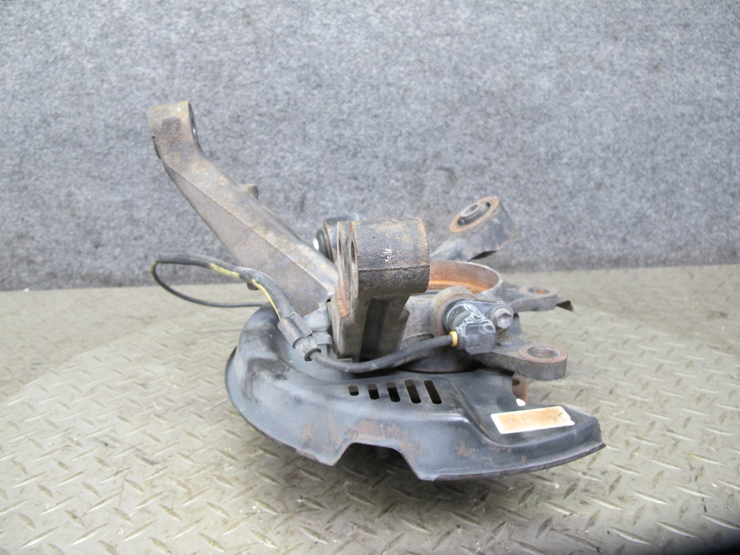 00-05 Toyota MR2 Spyder Rear Right Spindle Knuckle Wheel Hub Bearing 50K OEM