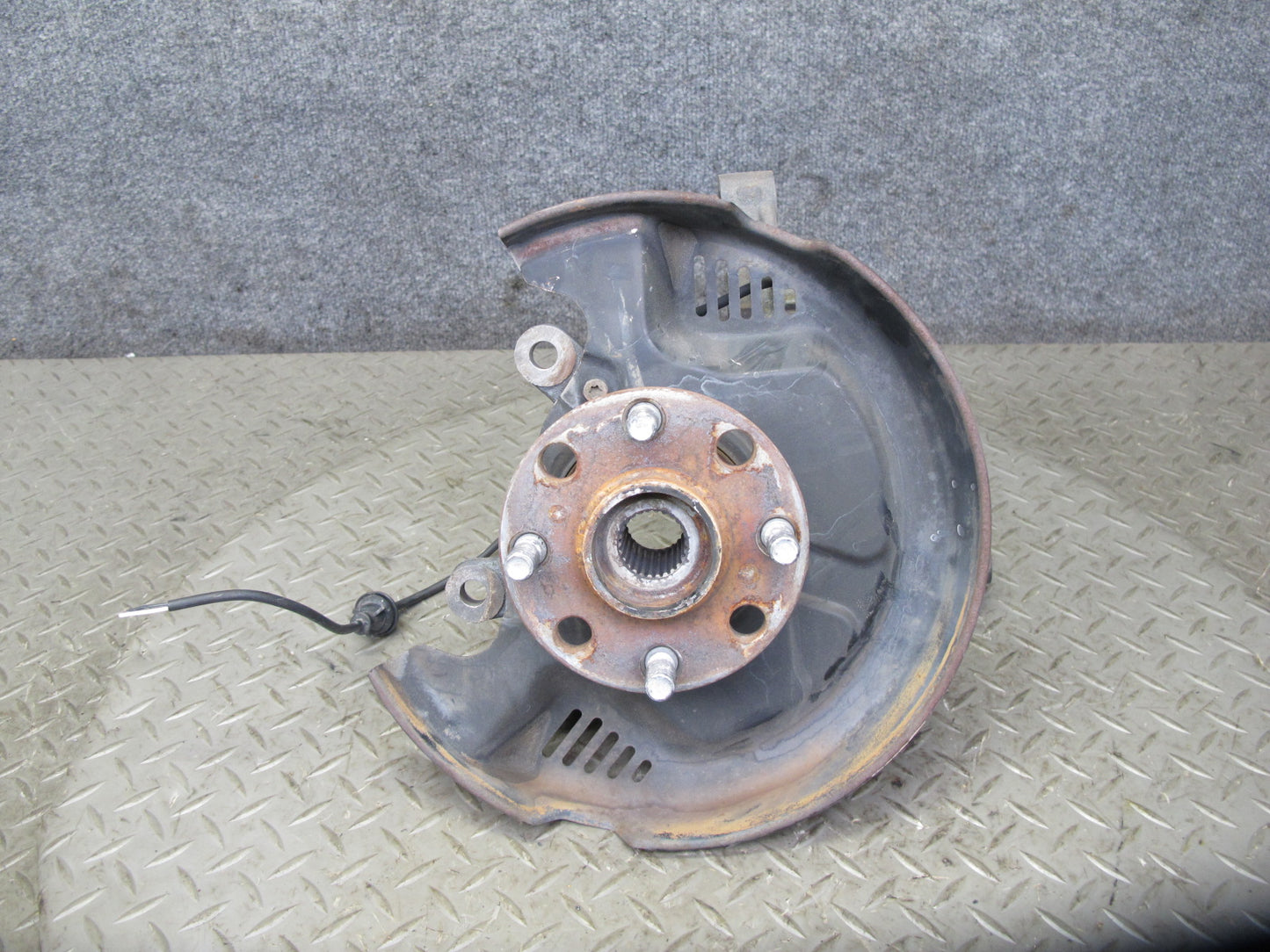 00-05 Toyota MR2 Spyder Rear Left Spindle Knuckle Wheel Hub Bearing 50K Mile OEM