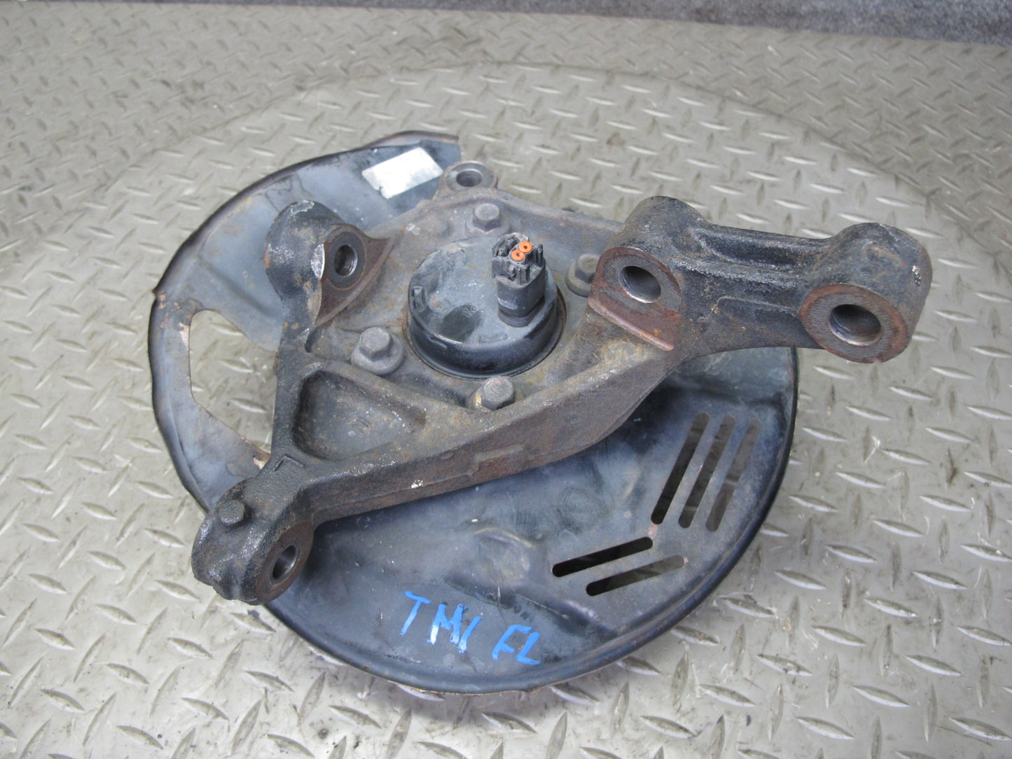 00-05 Toyota MR2 Spyder ZZW30L Front Left Spindle Knuckle Wheel Hub Bearing OEM