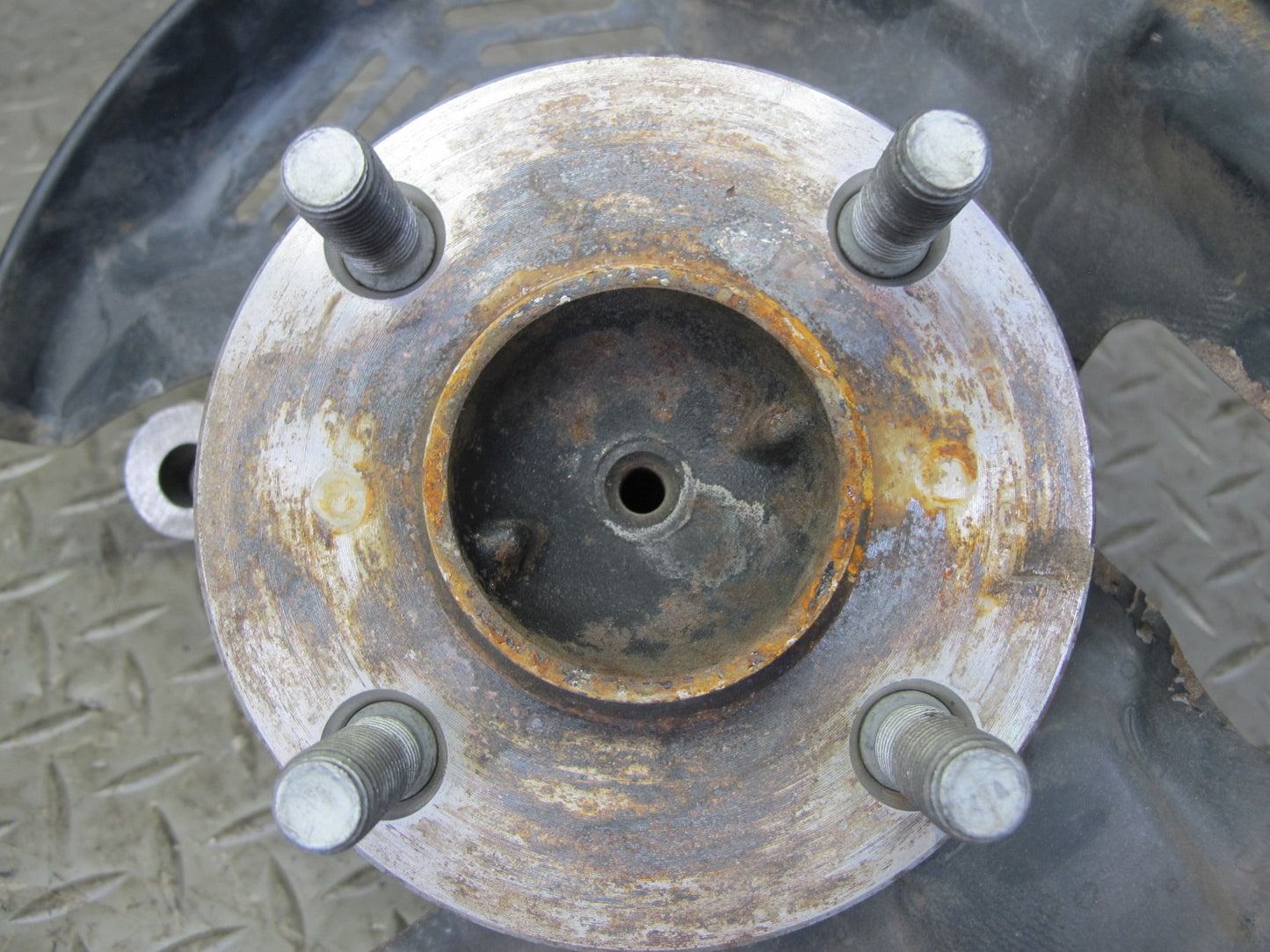 00-05 Toyota MR2 Spyder ZZW30L Front Right Spindle Knuckle Wheel Hub Bearing OEM