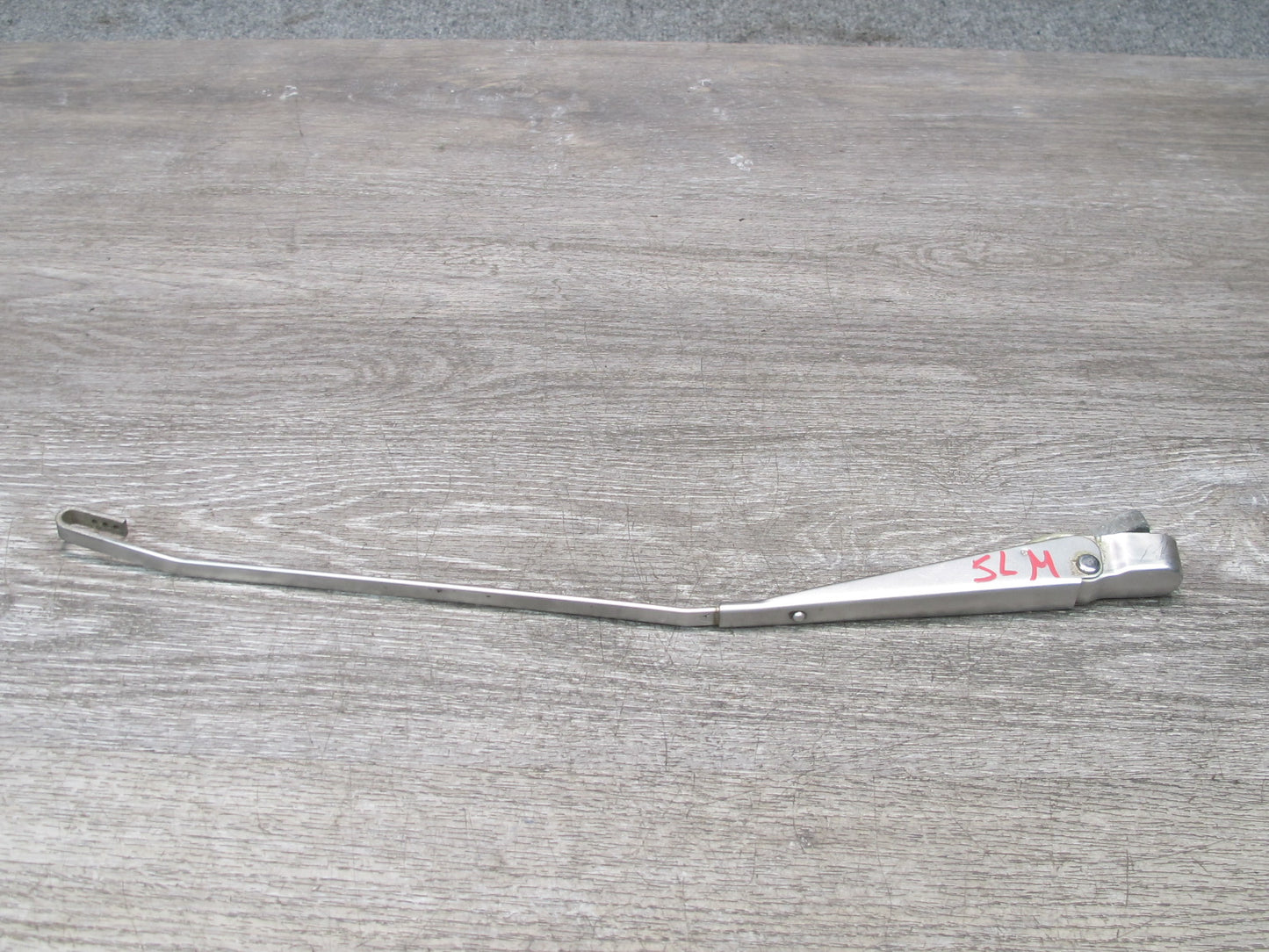 73-89 Mercedes R107 Set of 2 Front Left & Right Windshield Wiper Arm OEM