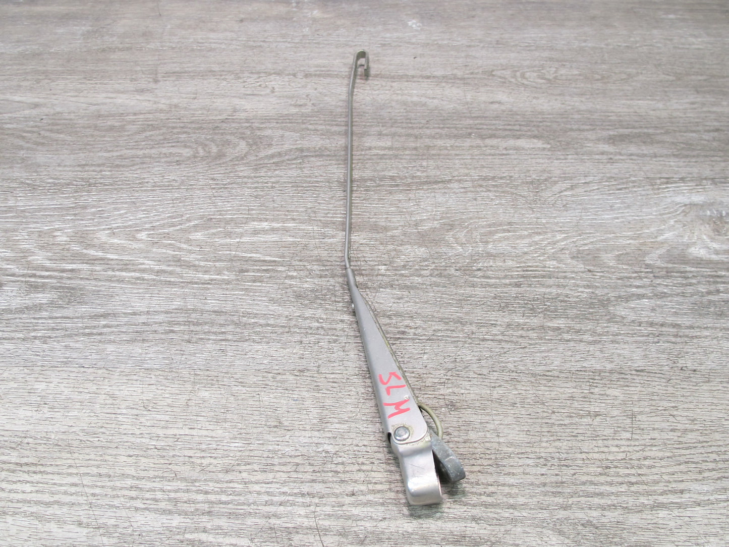 73-89 Mercedes R107 Set of 2 Front Left & Right Windshield Wiper Arm OEM