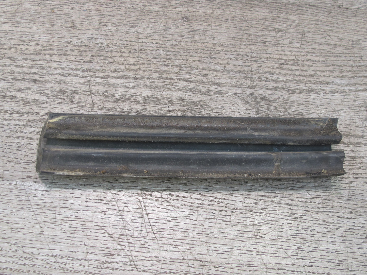 73-89 Mercedes R107 Set of 4 Front Bumper Rubber Guard Strip OEM
