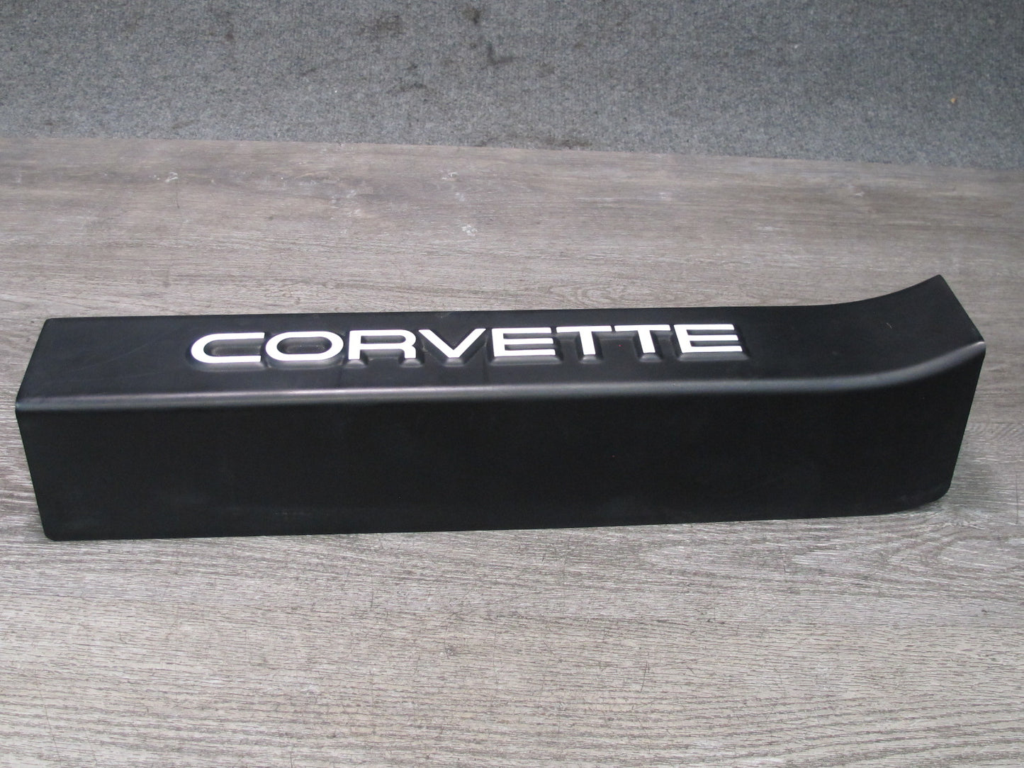 90-96 Chevrolet Corvette C4 Right Door Sill Plate Trim w Logo OEM