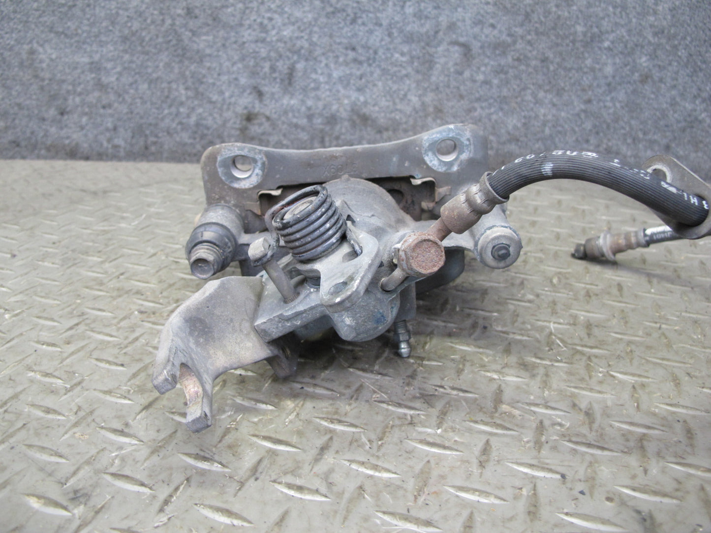 03-05 Toyota MR2 Spyder ZZW30L Set of 2 Rear Left & Right Brake Caliper 50k OEM