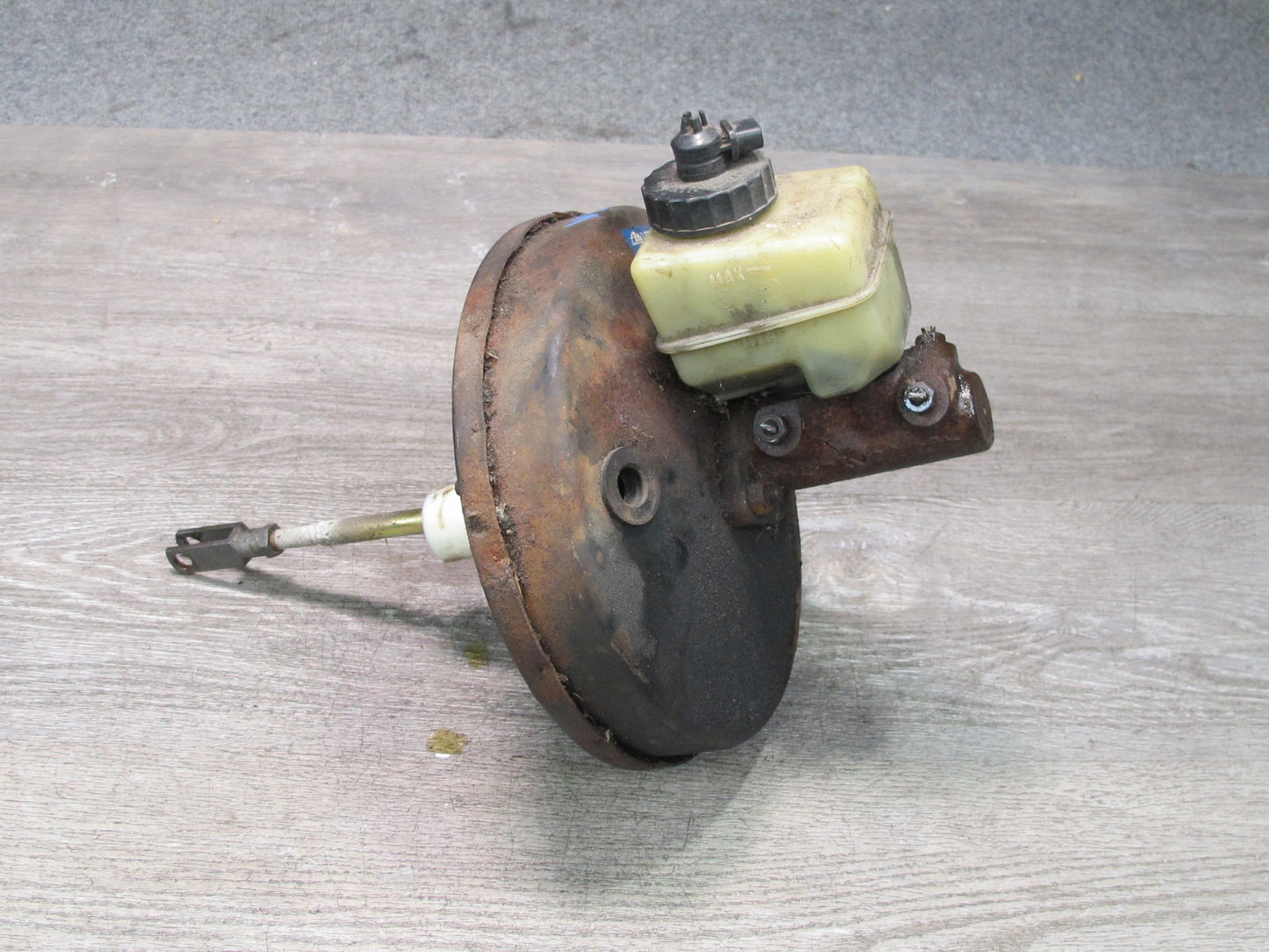 86-88 VW Scirocco 16V Brake Master Cylinder Booster Fluid Reservoir OEM