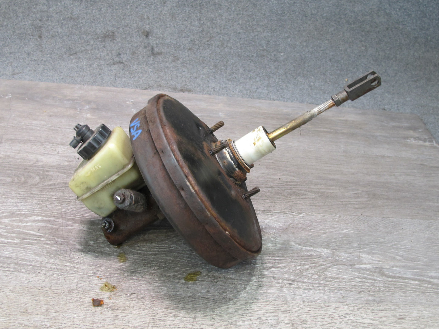 86-88 VW Scirocco 16V Brake Master Cylinder Booster Fluid Reservoir OEM