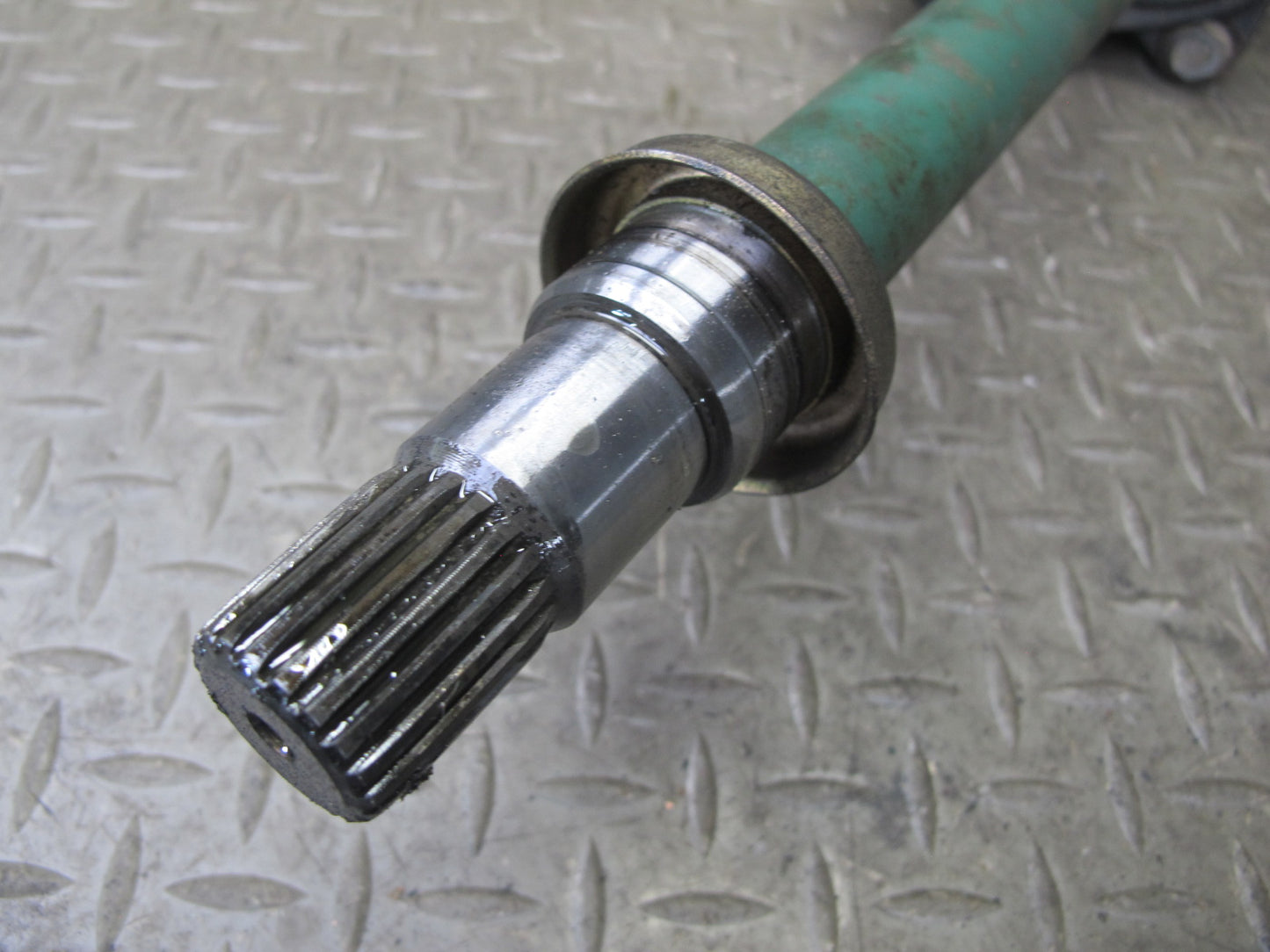 03-05 Toyota MR2 Spyder ZZW30L SMT Rear Right Suspension Axle Shaft OEM