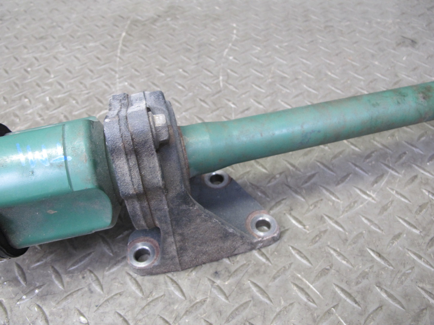 03-05 Toyota MR2 Spyder ZZW30L SMT Rear Right Suspension Axle Shaft OEM