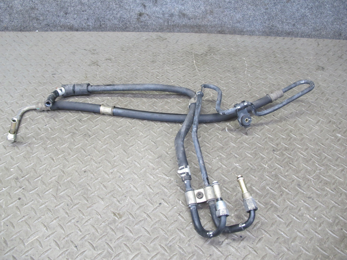 00-05 Toyota MR2 Spyder ZZW30L Power Steering Hose Pipe Line OEM