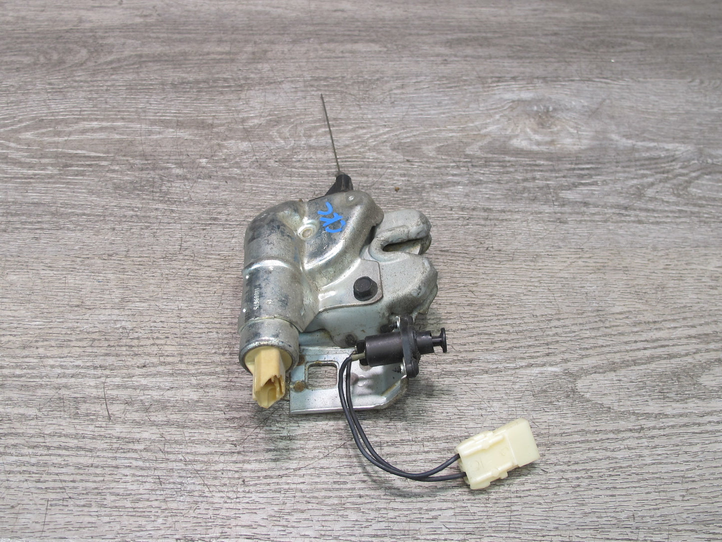 84-91 Chevrolet Corvette C4 Coupe Rear Window Hatch Trunk Lock Latch Release OEM