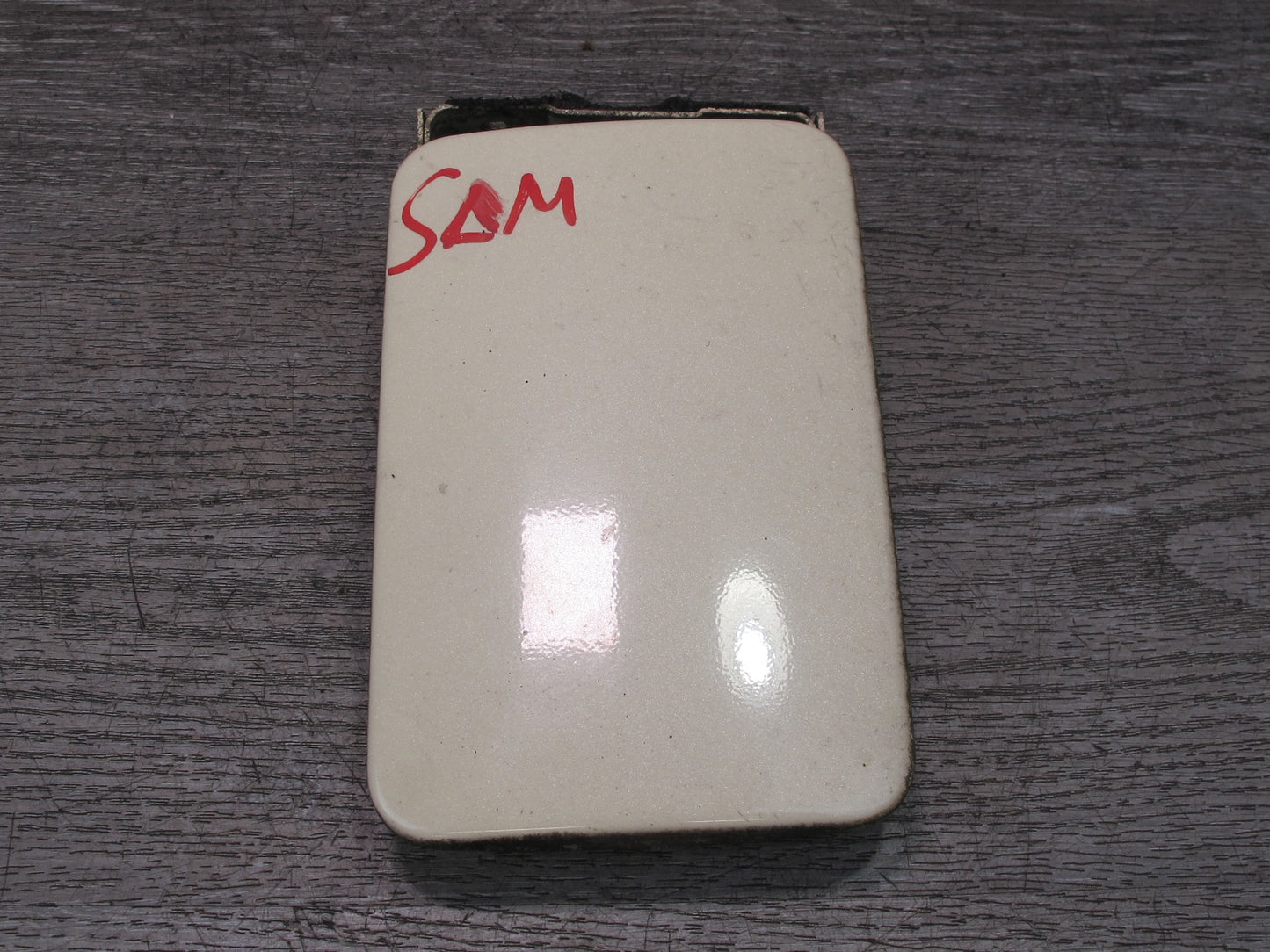 73-89 Mercedes R107 Fuel Tank Filler Door Lid Panel Cover Ivory OEM