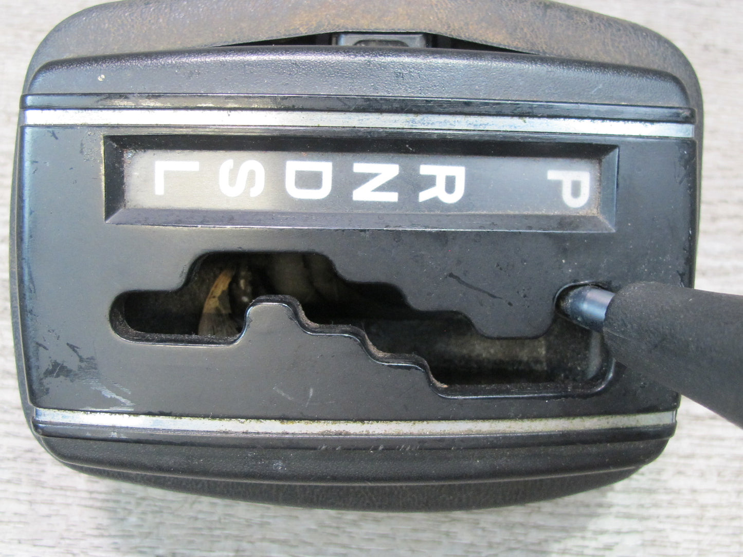 73-85 Mercedes R107 A/T Automatic Transmission Shifter Selector OEM