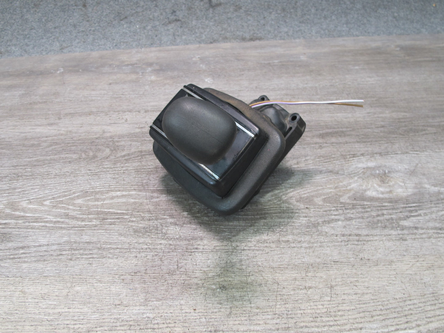 73-85 Mercedes R107 A/T Automatic Transmission Shifter Selector OEM