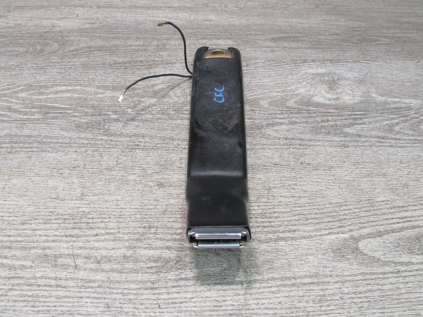 86-94 CHEVROLET CORVETTE C4 RIGHT & LEFT SIDE SEATBELT BUCKLE SET OEM