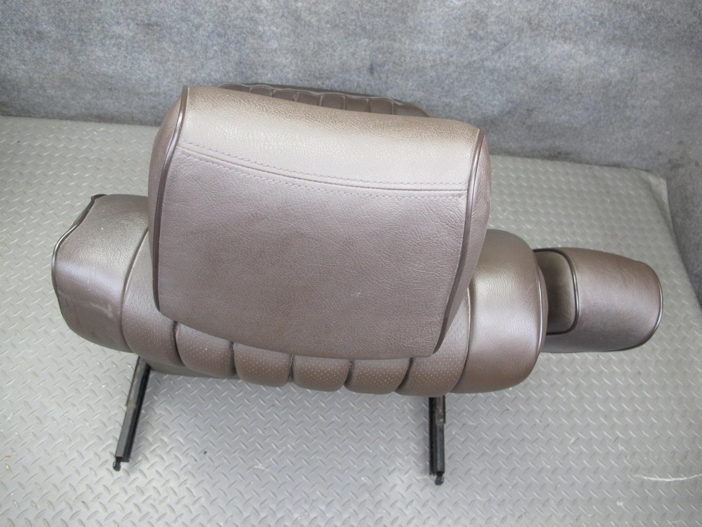 73-85 Mercedes R107 Set of 2 Front Left & Right Leather Seat Brown Brasil OEM