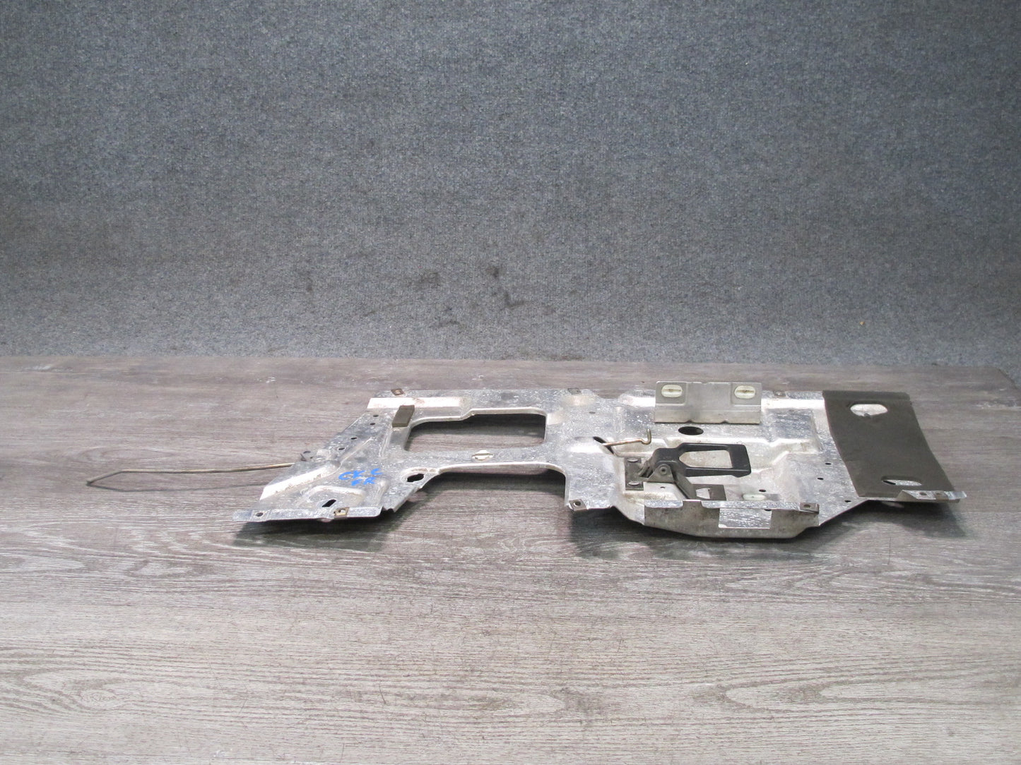 90-93 Chevrolet Corvette C4 Right Door Inner Alloy Mounting Panel w Handle OEM