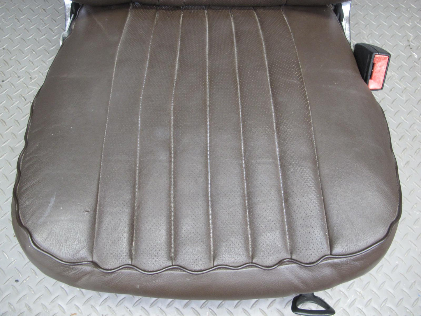 73-85 Mercedes R107 Set of 2 Front Left & Right Leather Seat Brown Brasil OEM
