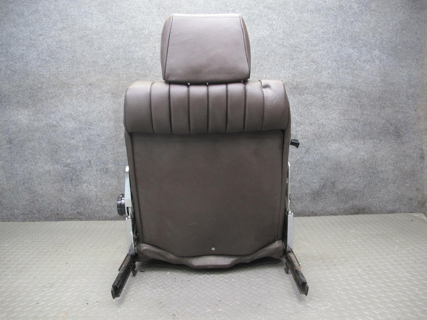 73-85 Mercedes R107 Set of 2 Front Left & Right Leather Seat Brown Brasil OEM