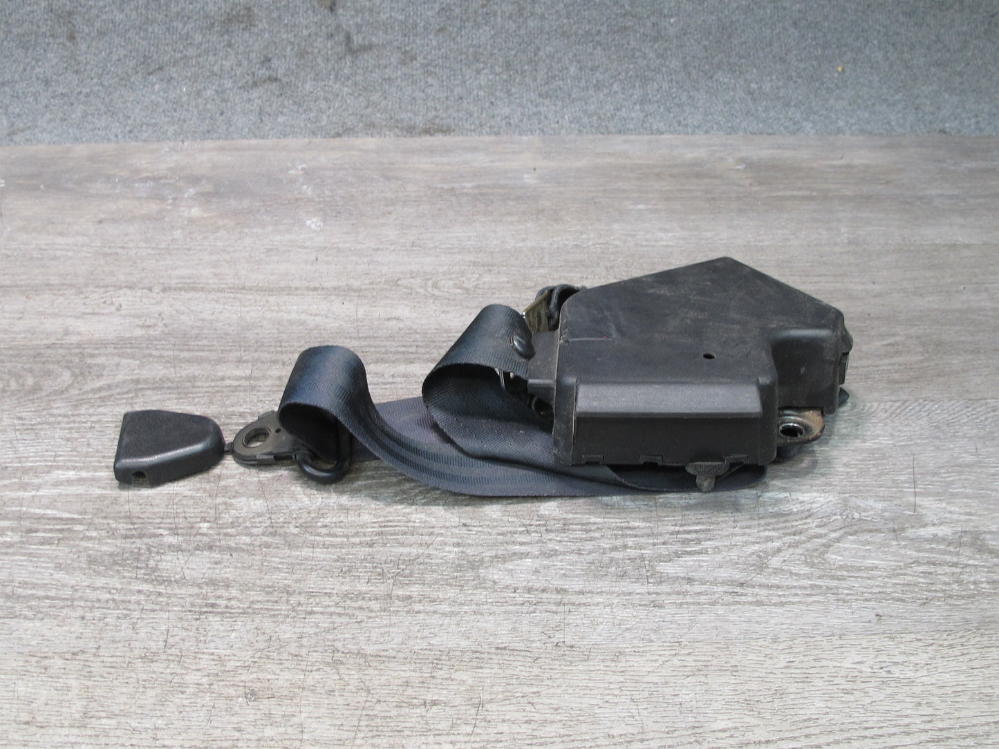 86-94 CHEVROLET CORVETTE C4 FRONT RIGHT & LEFT SIDE SEATBELT RETRACTOR SET OEM