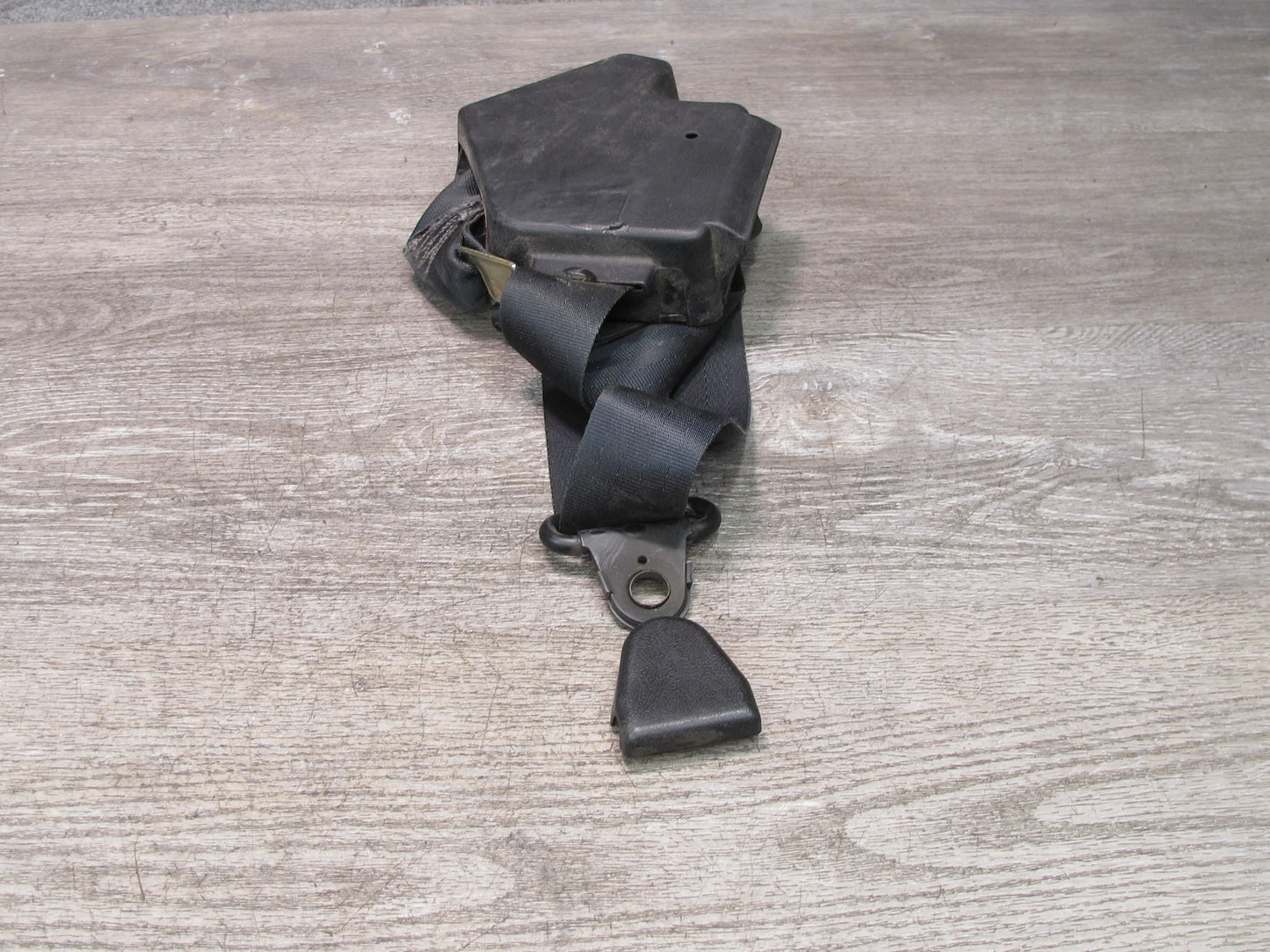 86-94 CHEVROLET CORVETTE C4 FRONT RIGHT & LEFT SIDE SEATBELT RETRACTOR SET OEM