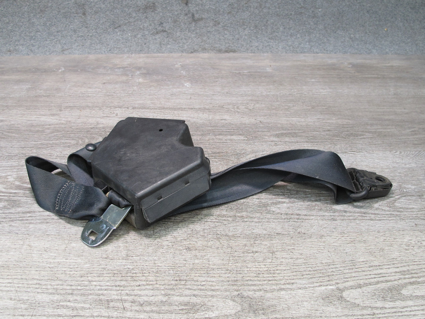 86-94 CHEVROLET CORVETTE C4 FRONT RIGHT & LEFT SIDE SEATBELT RETRACTOR SET OEM