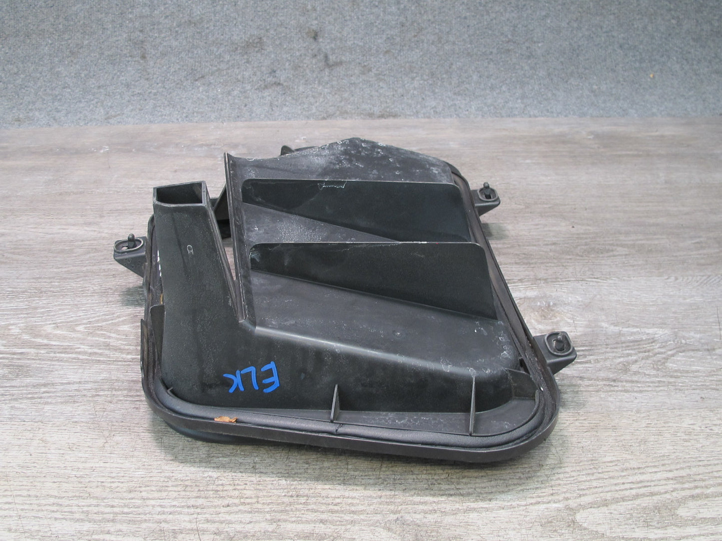 05-11 Mercedes R171 Slk-class Air Duct Cover Lid OEM