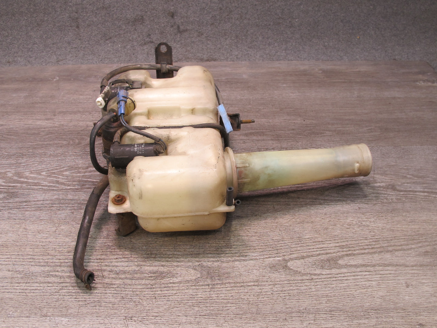 89-90 Toyota Supra MK3 MA70L Windshield Washer Fluid Reservoir Tank w Pumps OEM