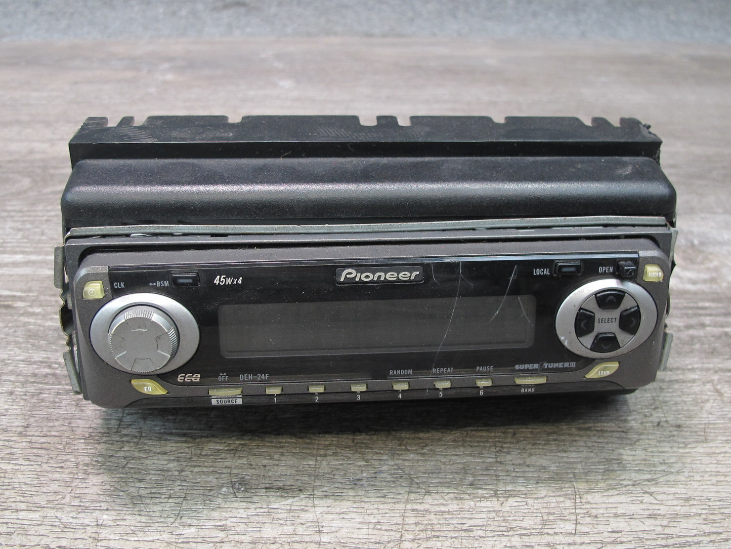 Pioneer DEH-24F Radio CD Player