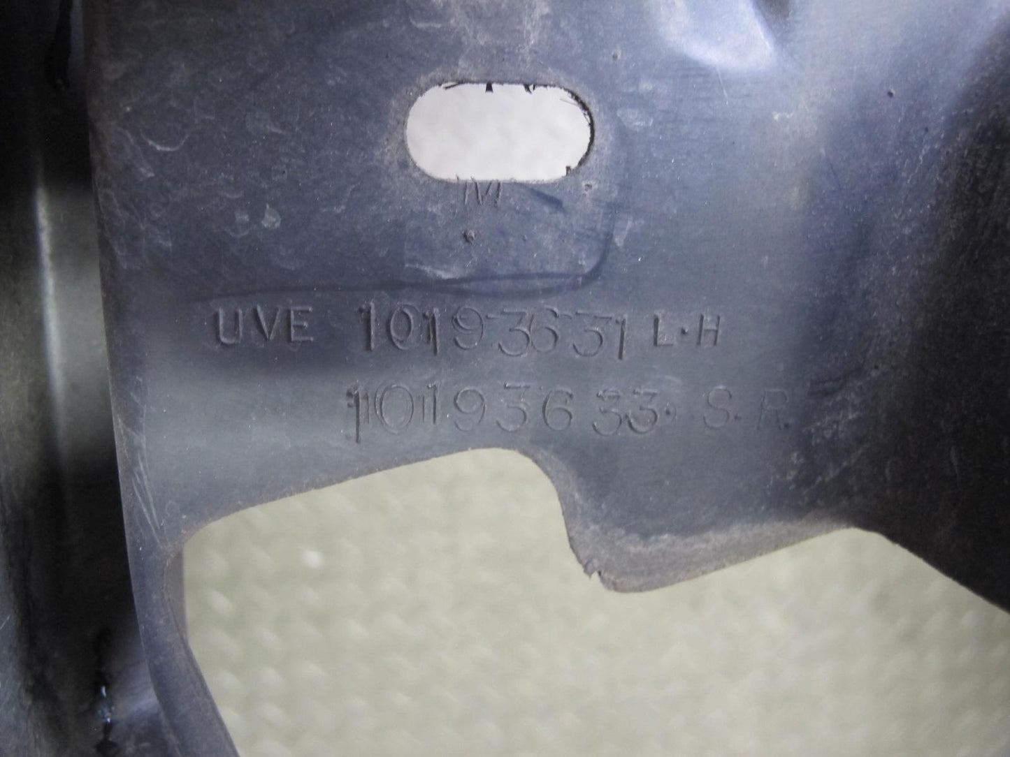 91-96 Chevrolet Corvette C4 Front Left Wheel Arch Fender Splash Guard Set OEM
