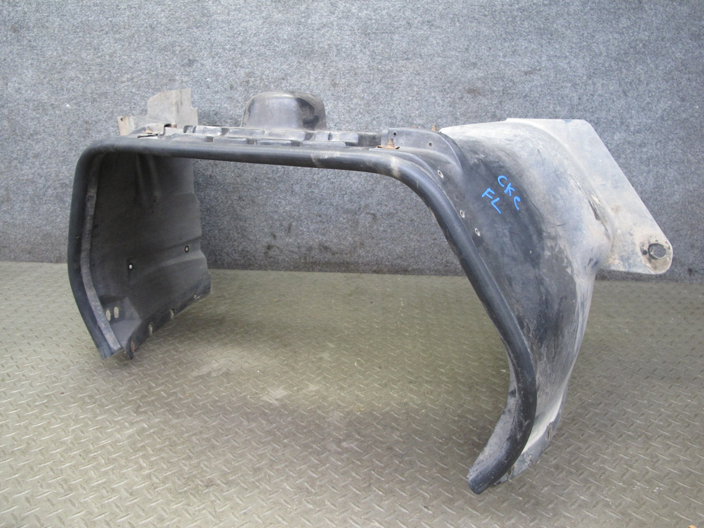 91-96 Chevrolet Corvette C4 Front Left Wheel Arch Fender Splash Guard Set OEM